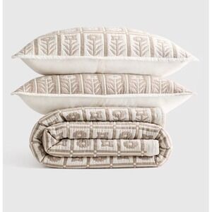 NWOT Quince Twin Floral Jacquard Organic Cotton Toffee Quilt Shams Coverlet
